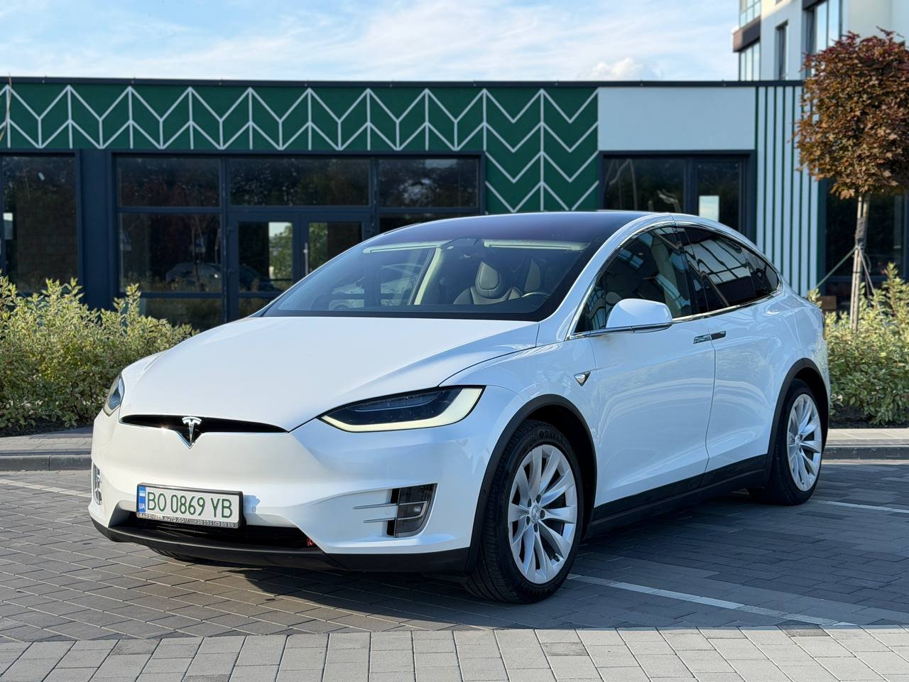Tesla Model X