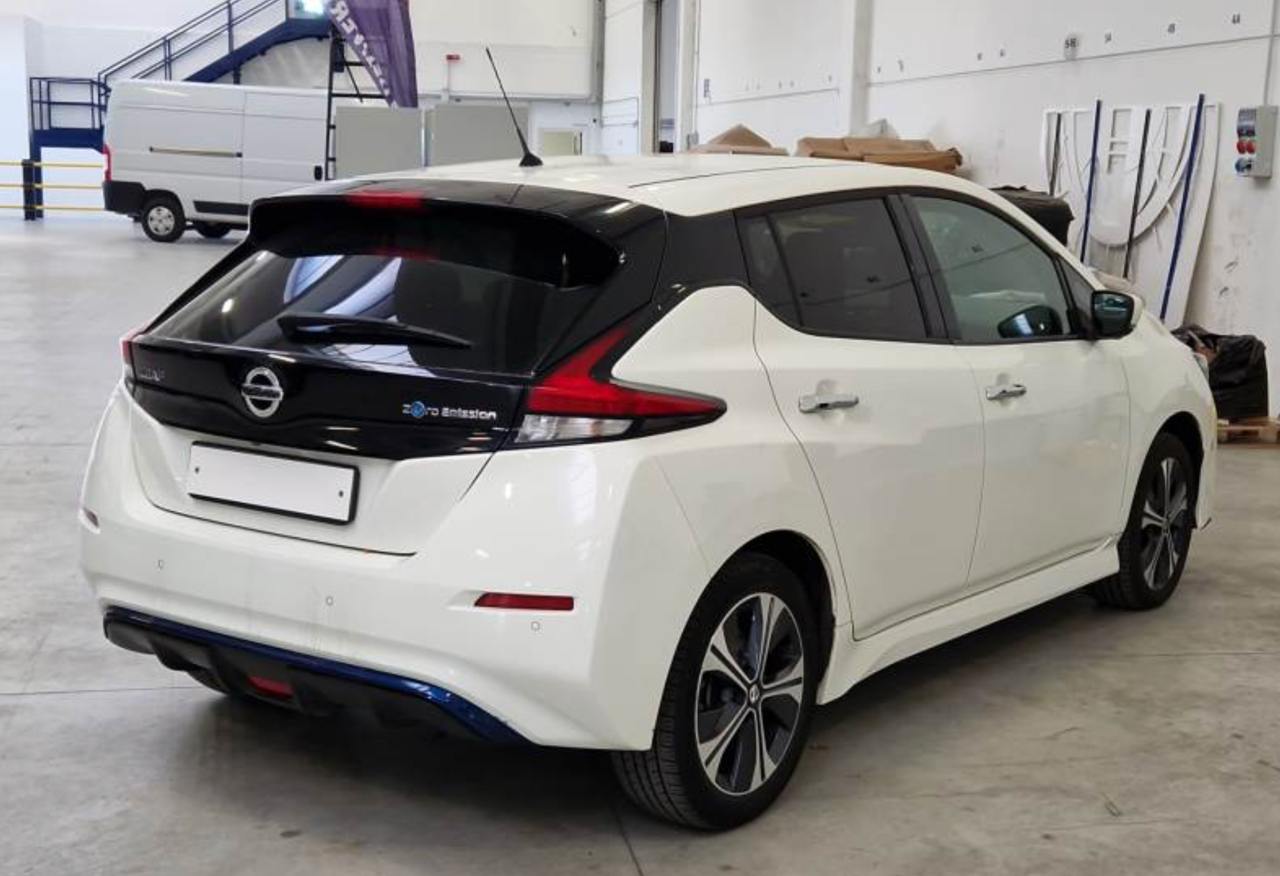 Фото - Nissan Leaf #2