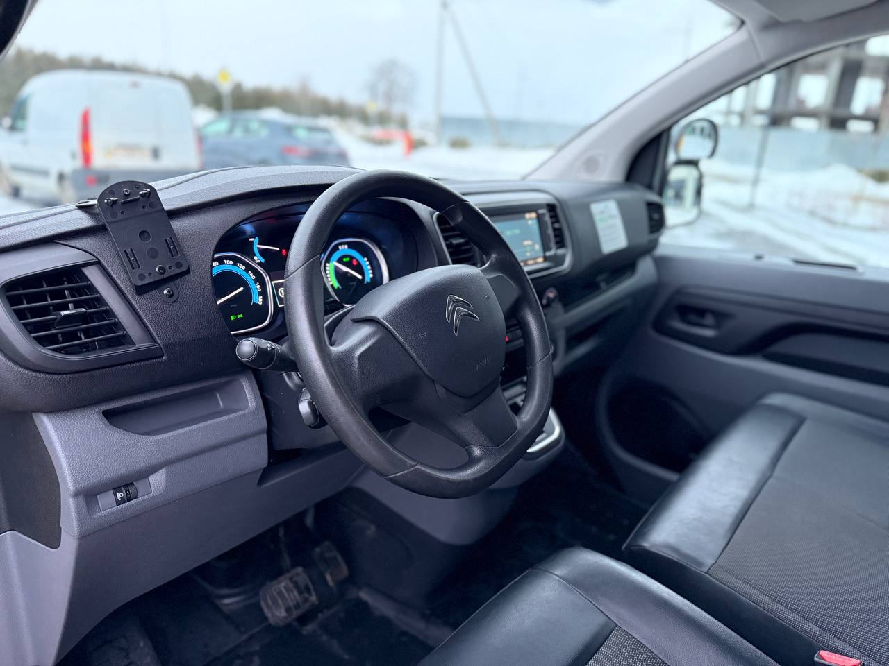 Фото - Citroen Jumpy #11