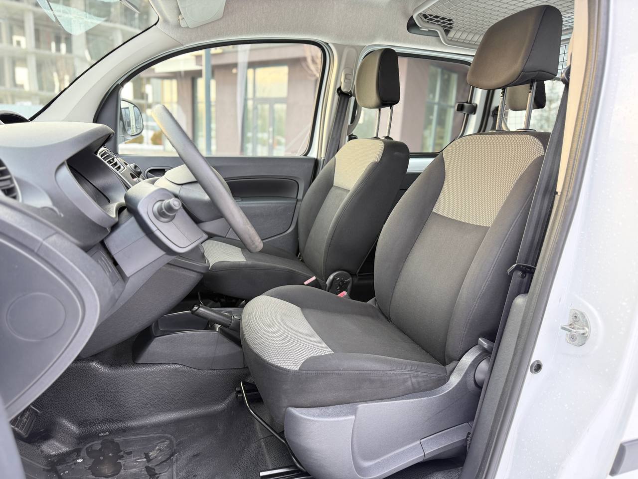 Фото - Renault Kangoo pass #9