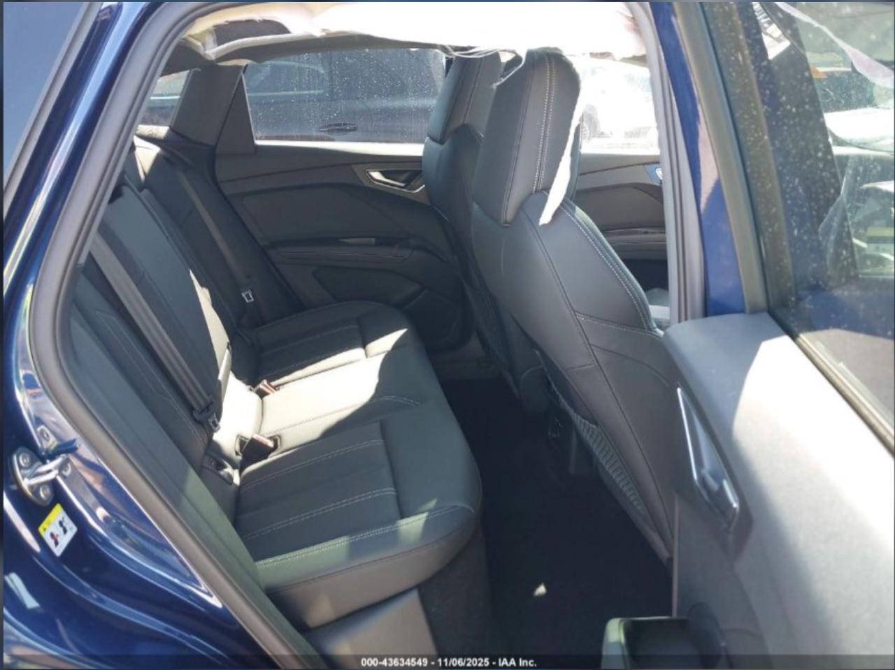 Фото - Audi Q4 Sportback e-tron #9