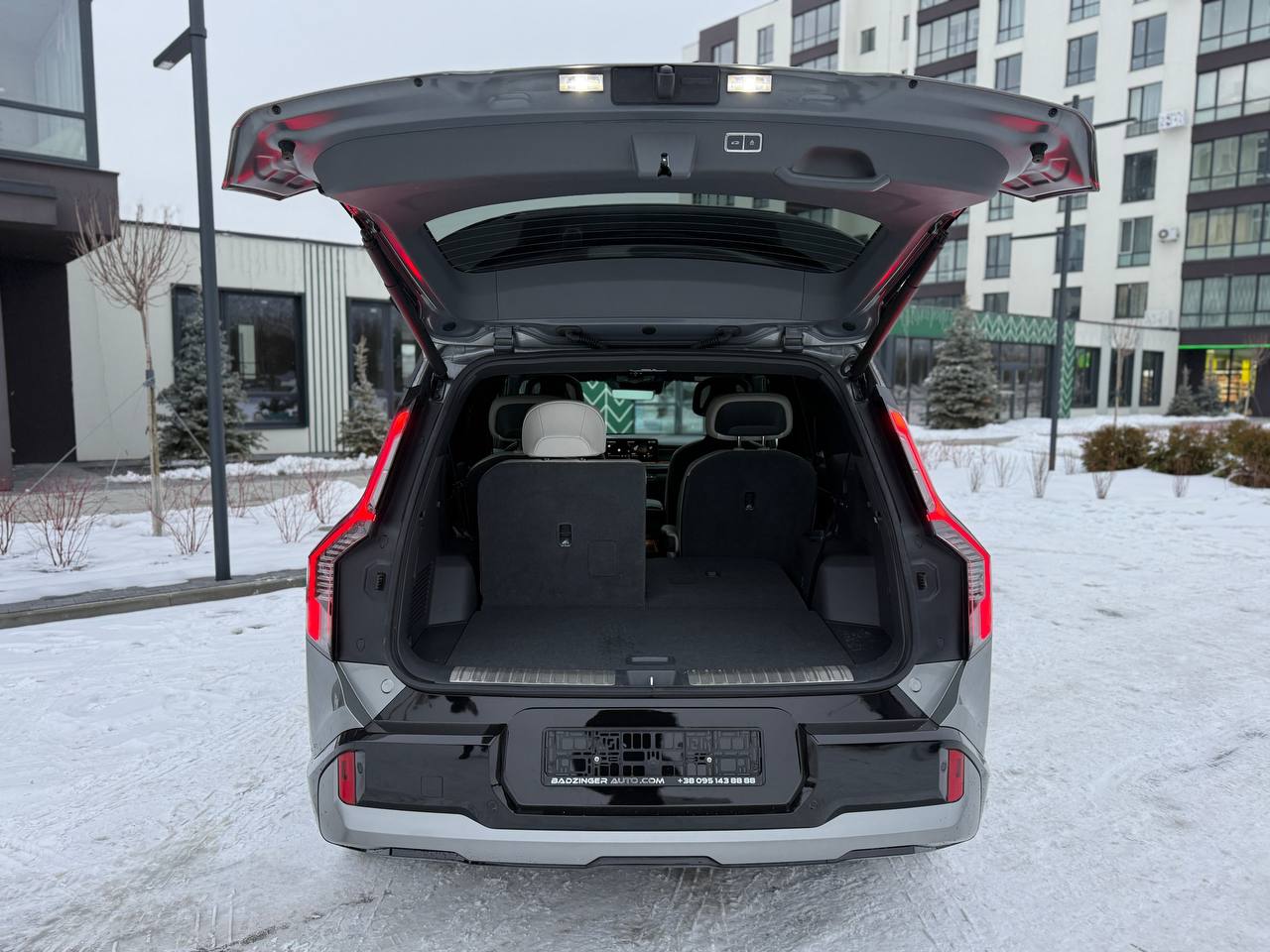 Фото - Kia EV9 #12