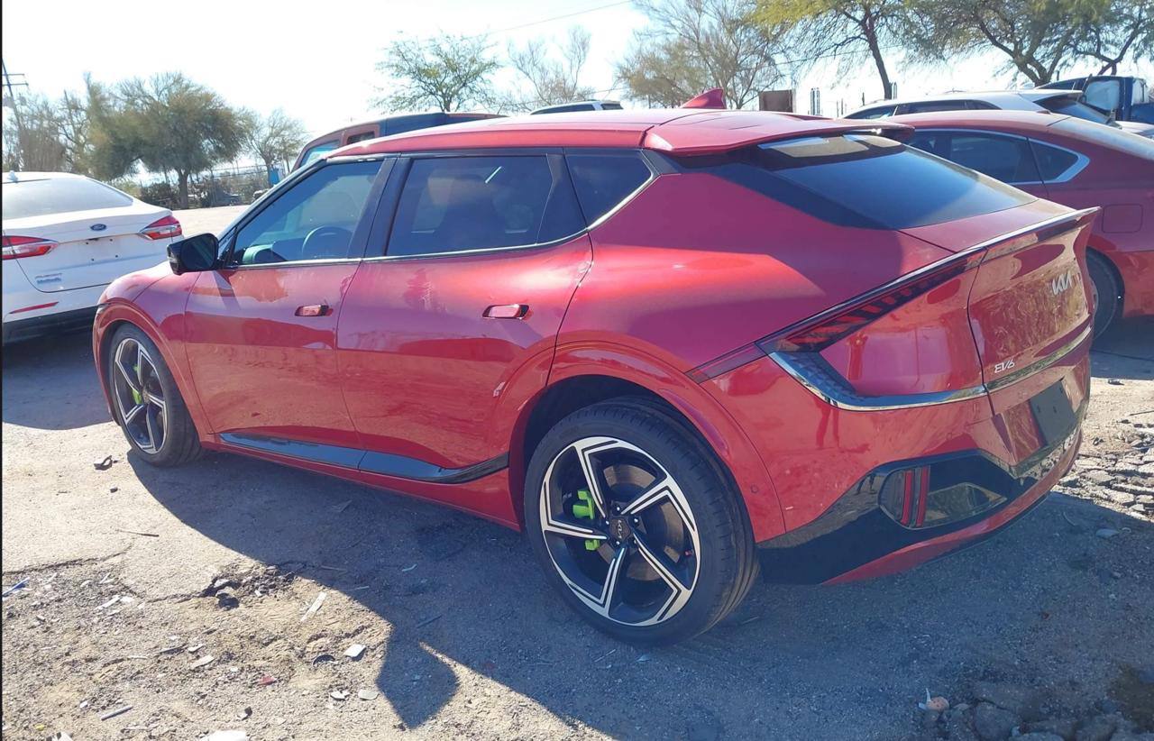 Фото - Kia EV6 #3