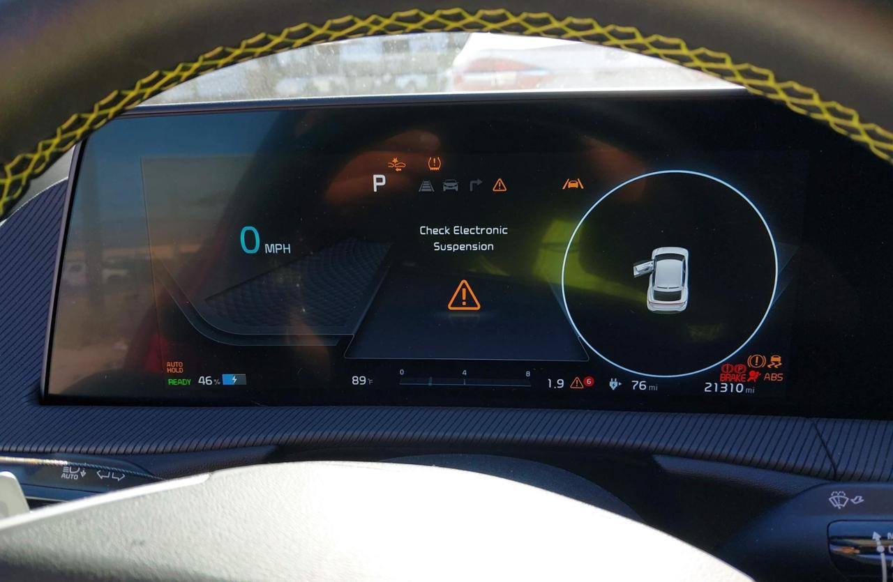 Фото - Kia EV6 #8