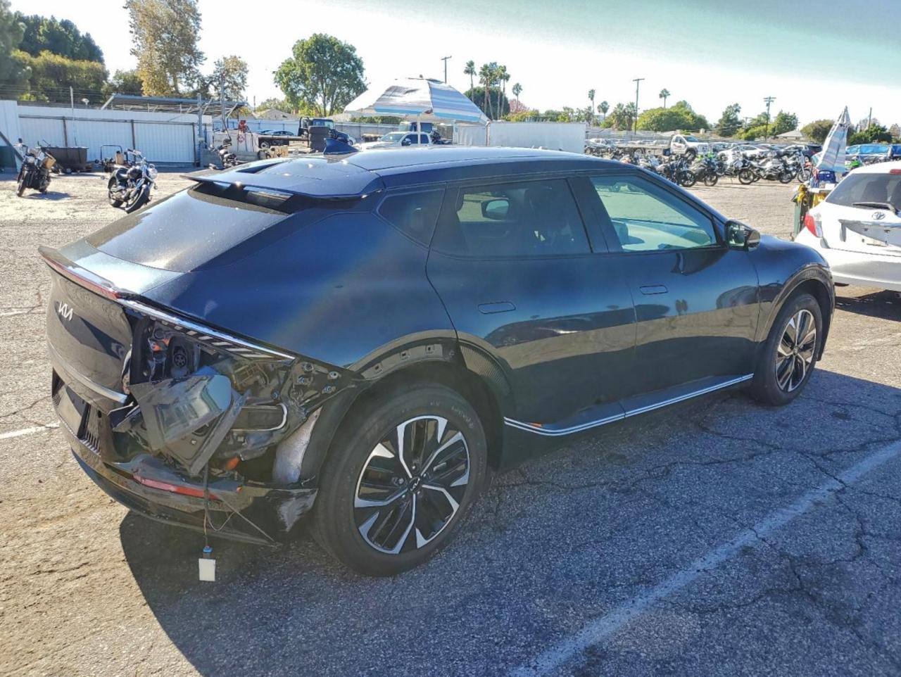 Фото - Kia EV6 #5