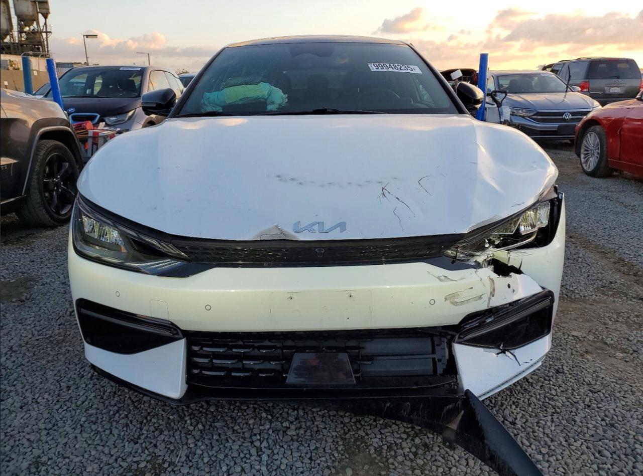 Фото - Kia EV6 #2