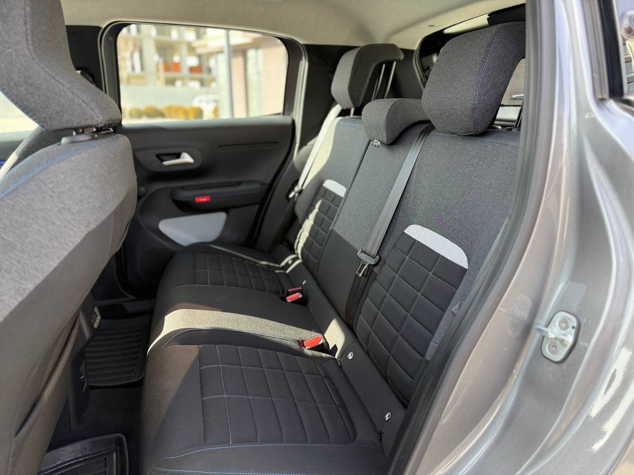 Фото - Citroen e-C3 #7