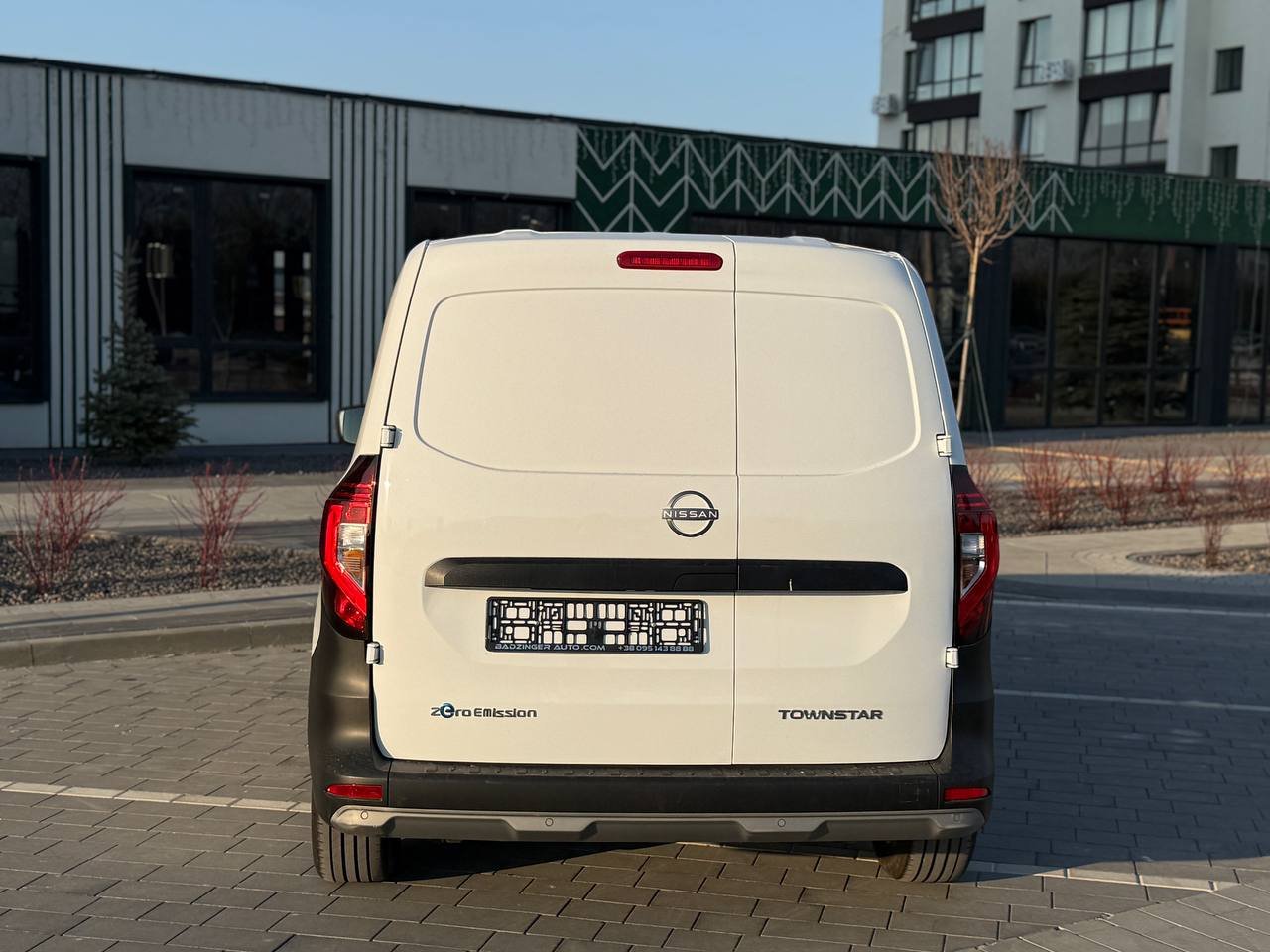 Фото - Nissan Townstar #5