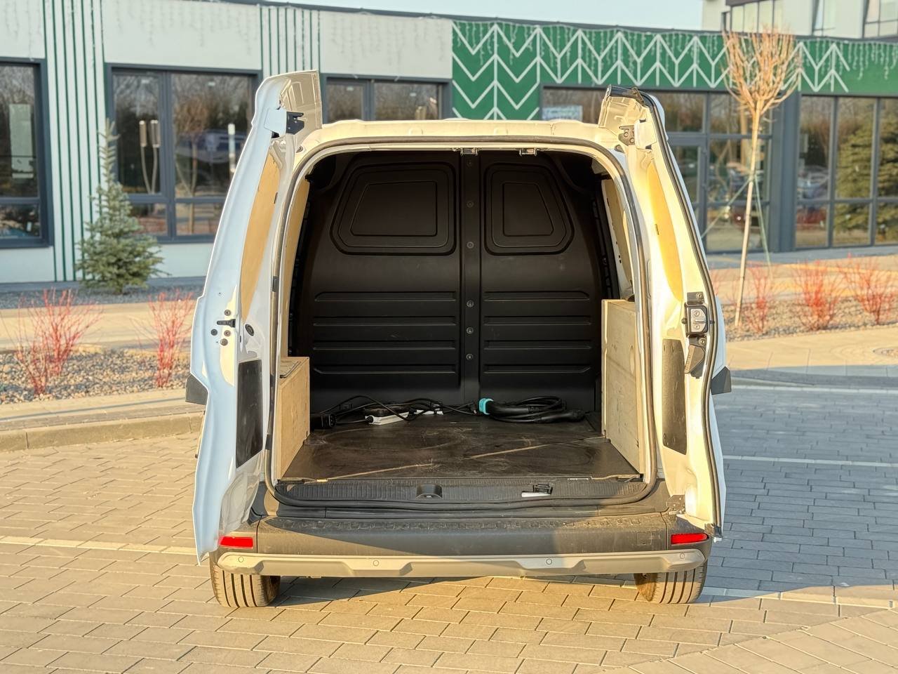 Фото - Nissan Townstar #10