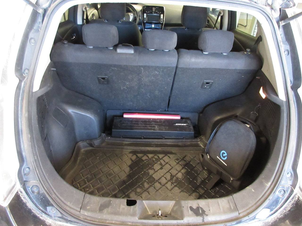 Фото - Nissan Leaf #17