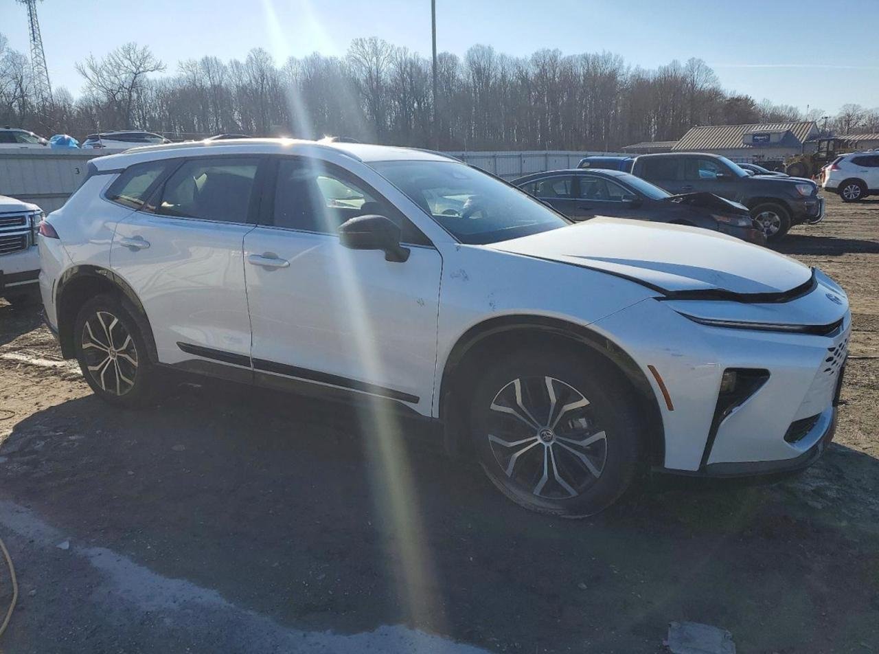 Фото - Toyota Crown Signia #3