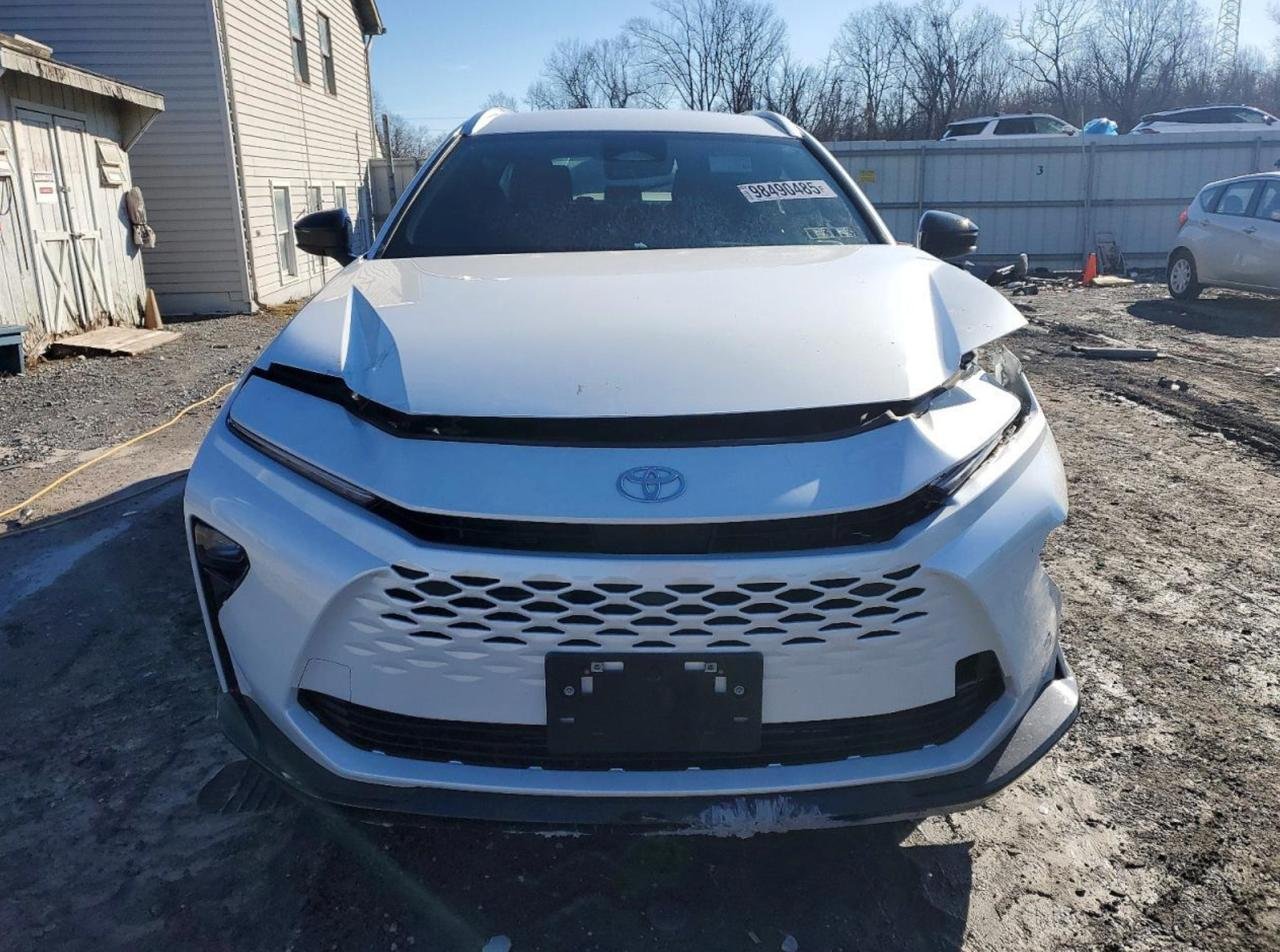 Фото - Toyota Crown Signia #2