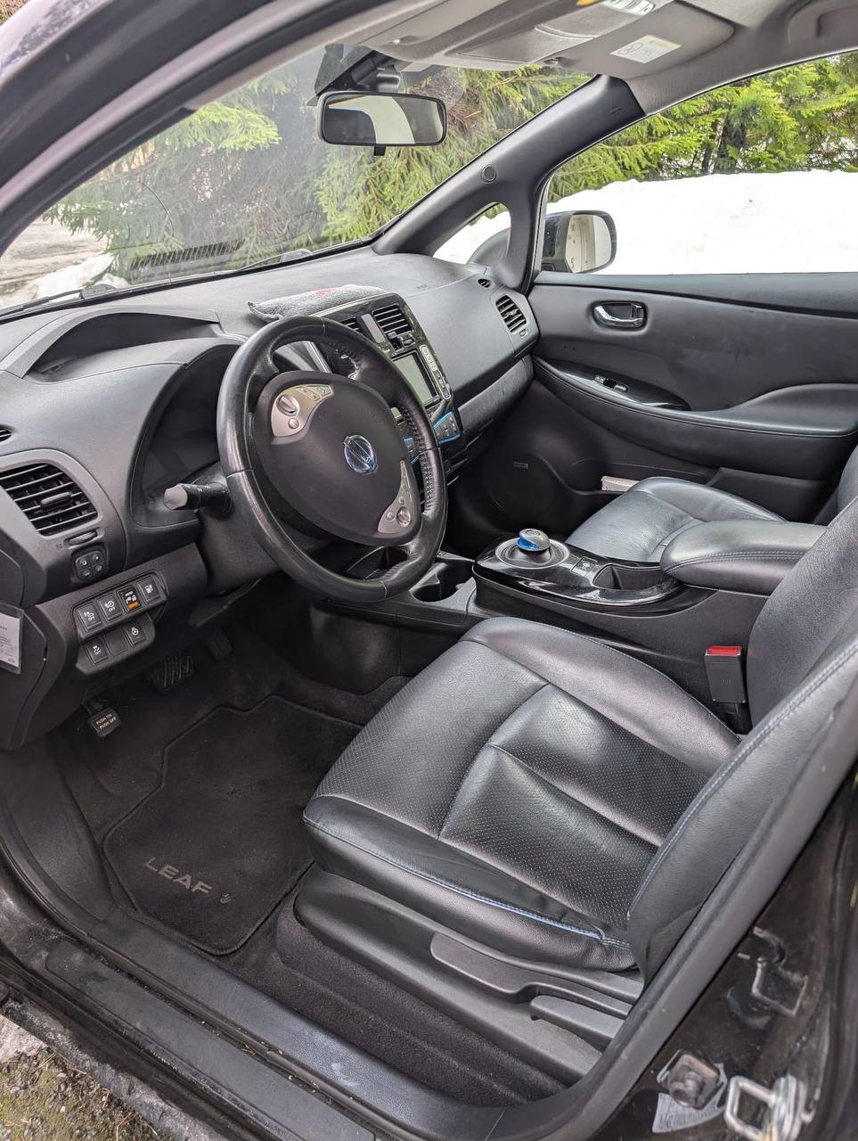 Фото - Nissan Leaf #9