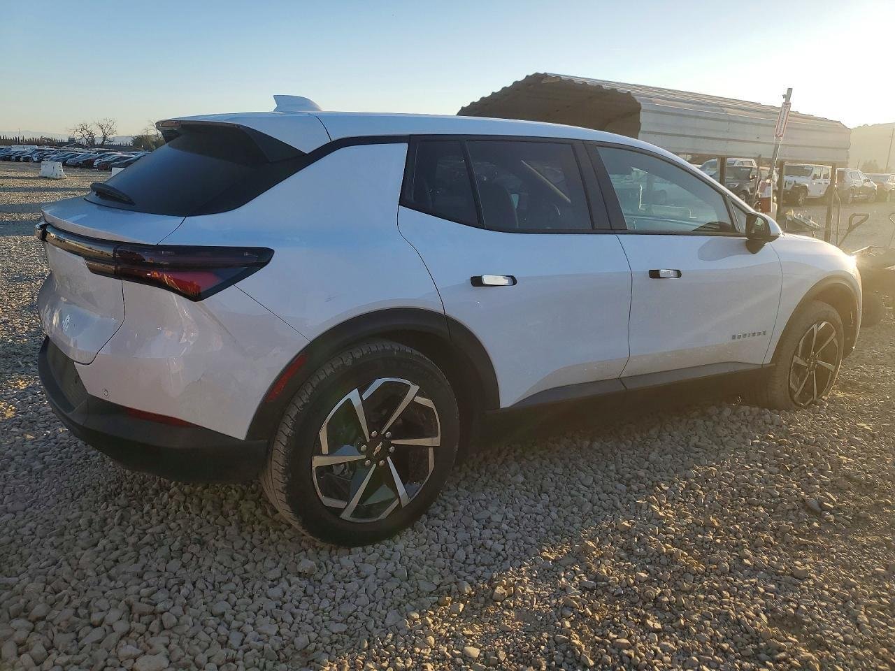 Фото - Chevrolet Equinox #3