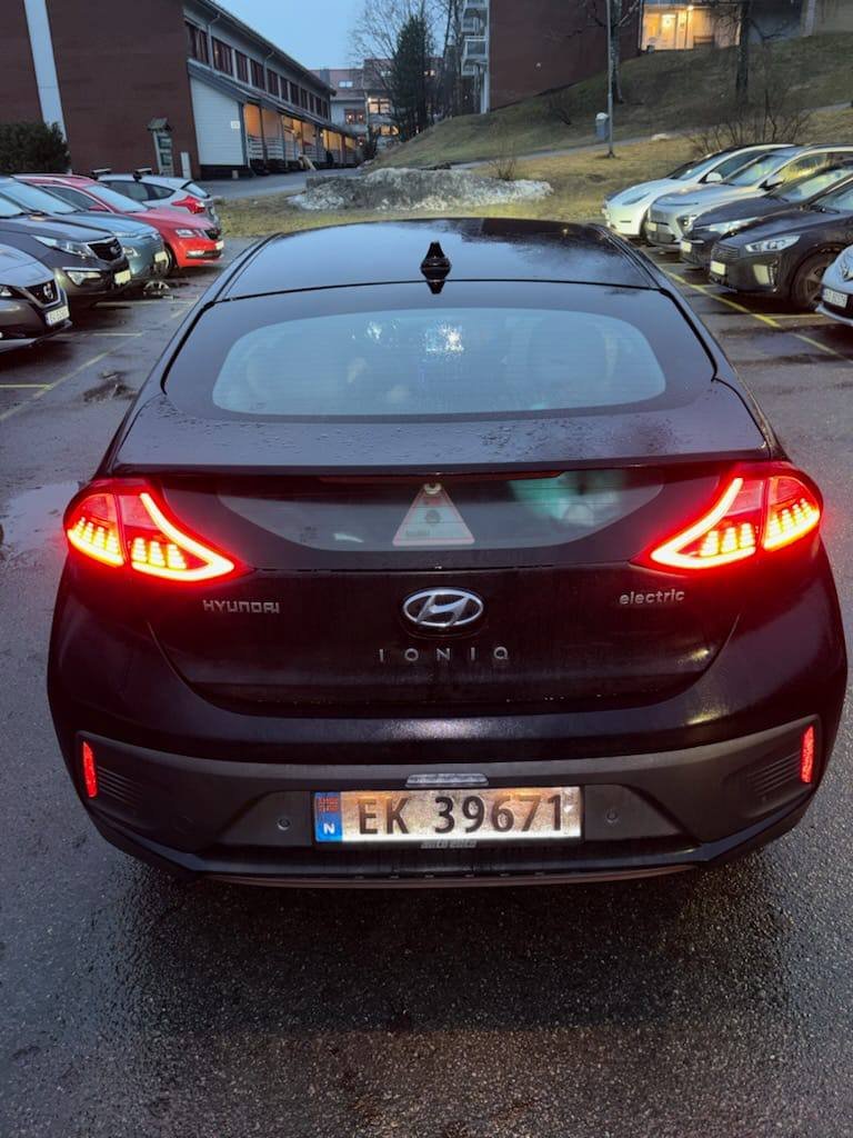 Фото - Hyundai IONIQ #6