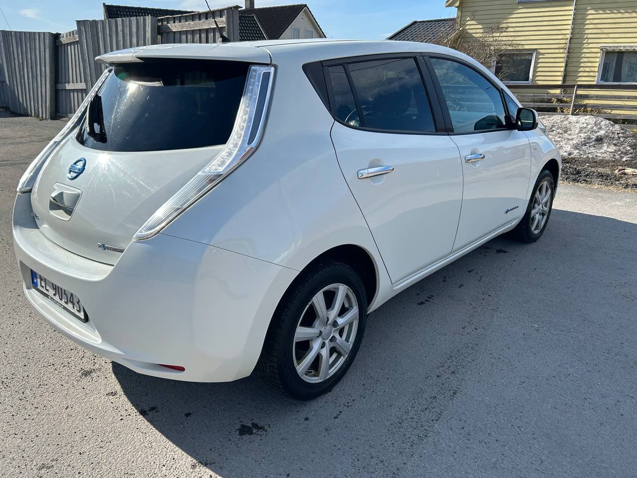 Фото - Nissan Leaf #3