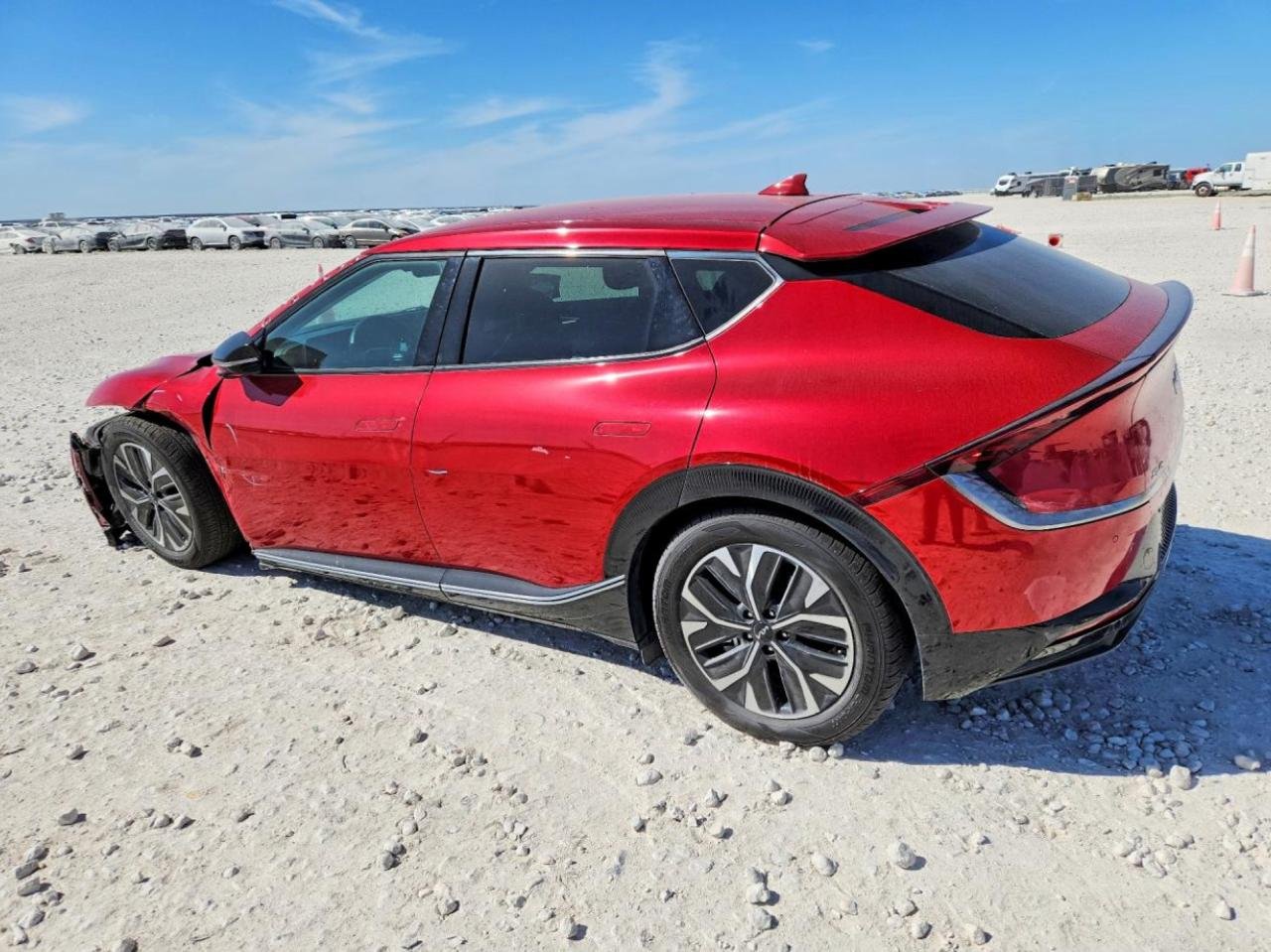 Фото - Kia EV6 #4