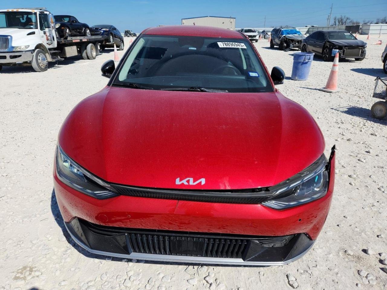 Фото - Kia EV6 #2