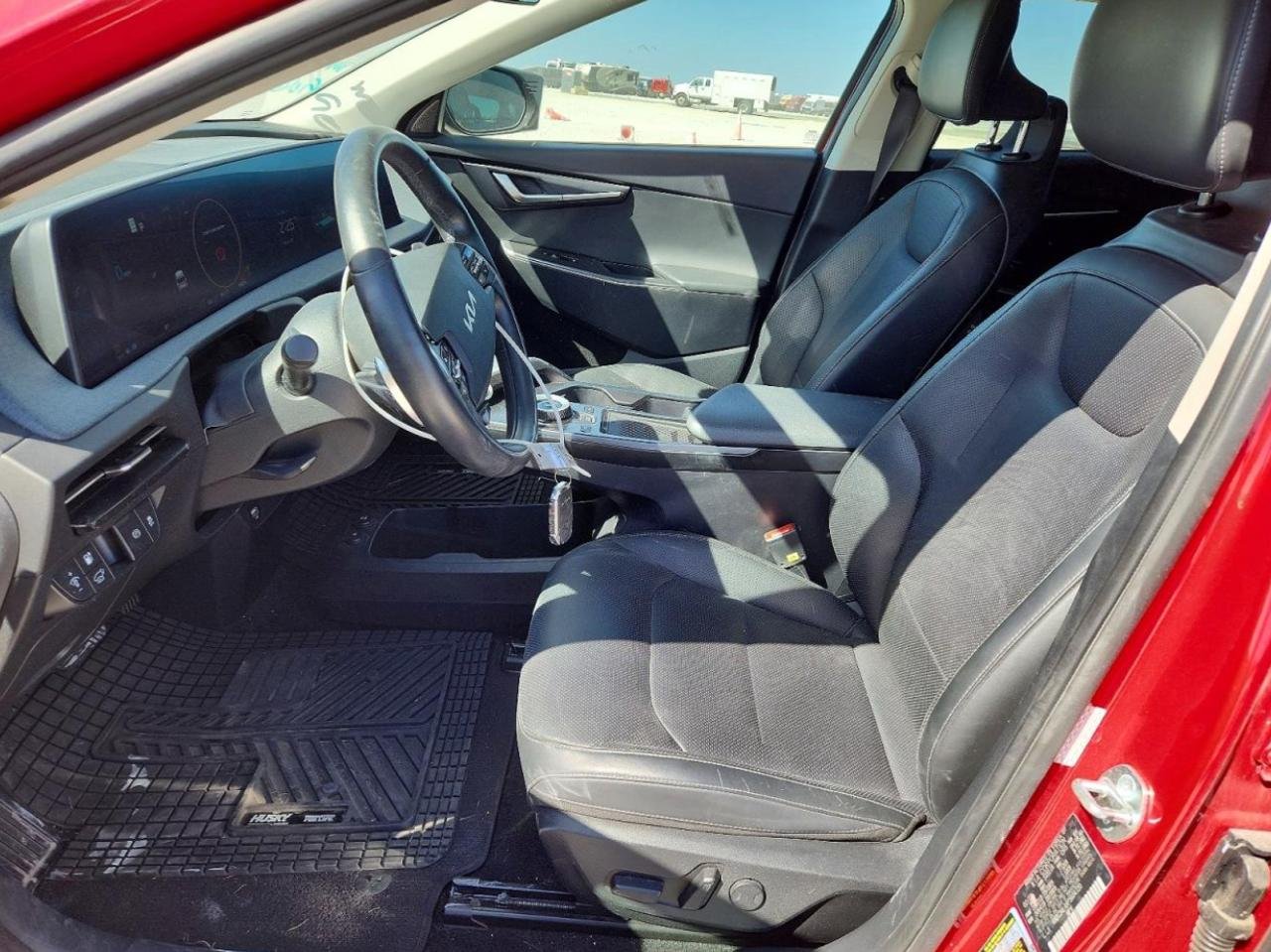 Фото - Kia EV6 #9