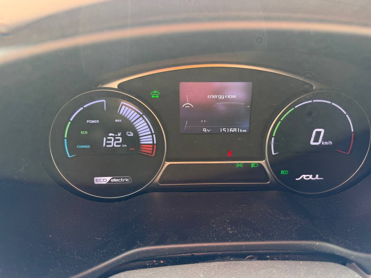 Фото - Kia Soul EV #8