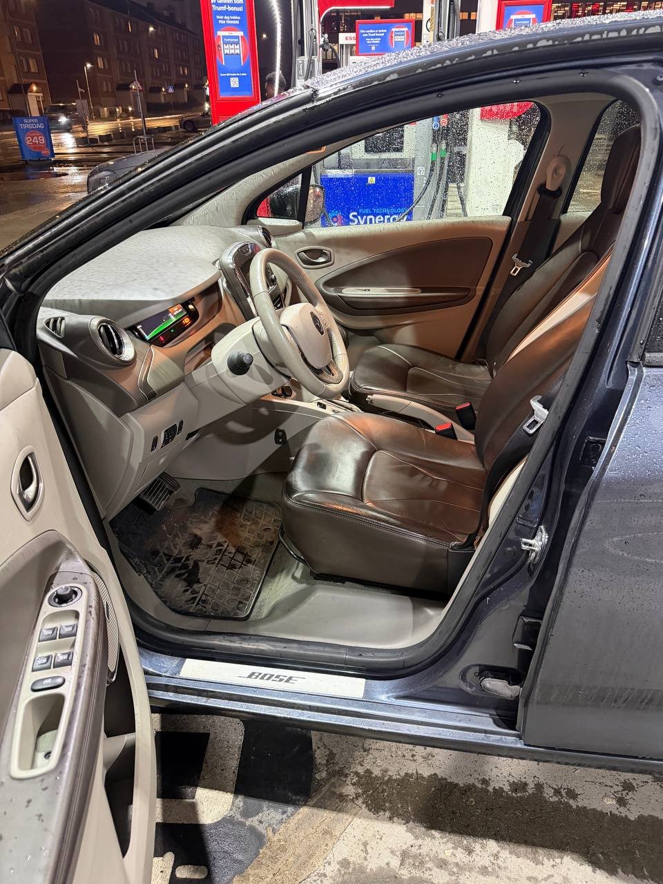 Фото - Renault ZOE #5