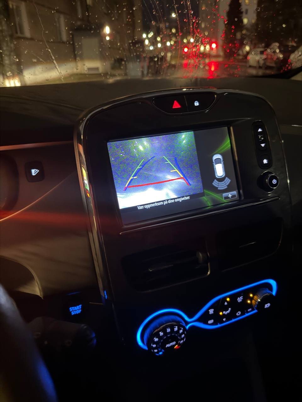 Фото - Renault ZOE #7