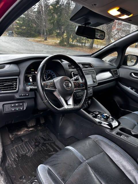 Фото - Nissan Leaf #4