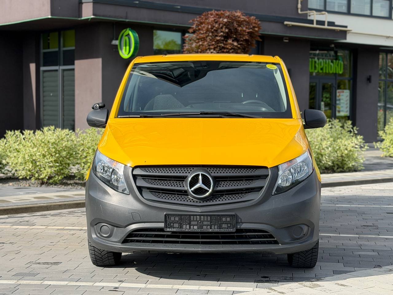 Фото - Mercedes-Benz Vito #2