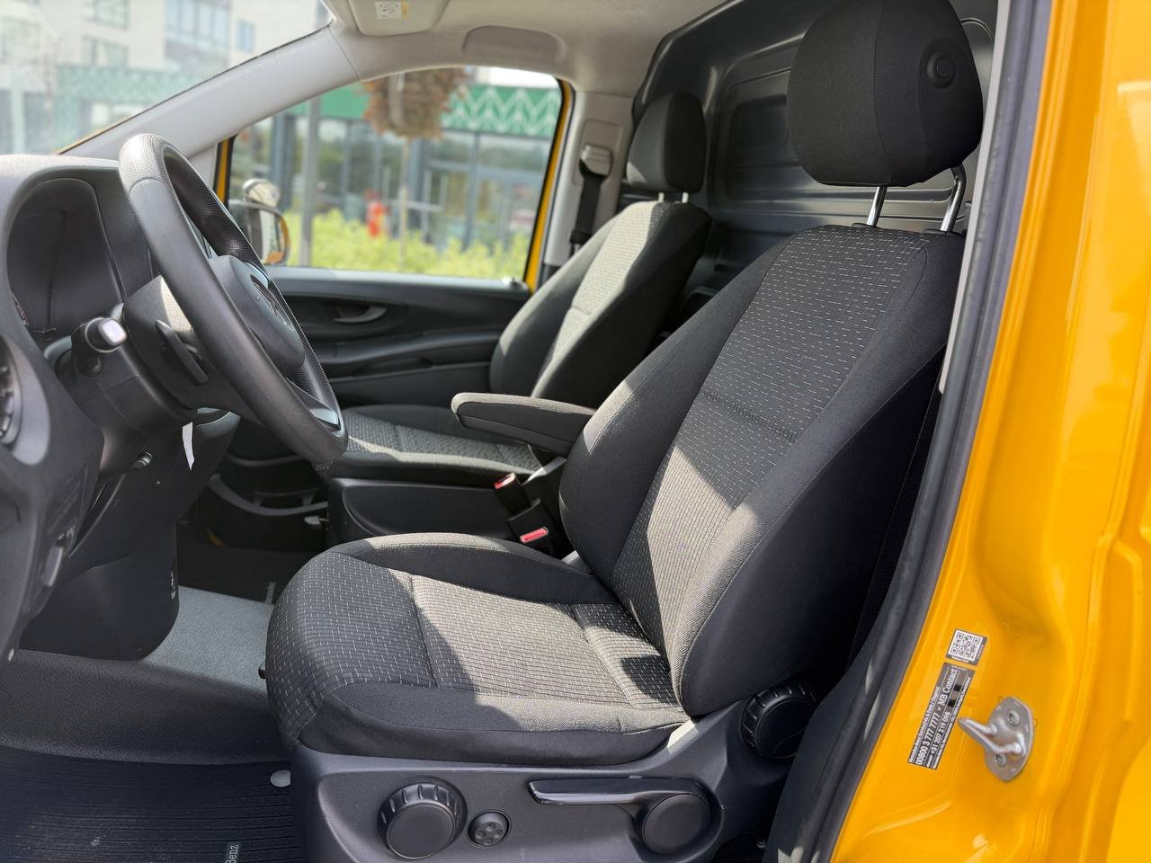 Фото - Mercedes-Benz Vito #7