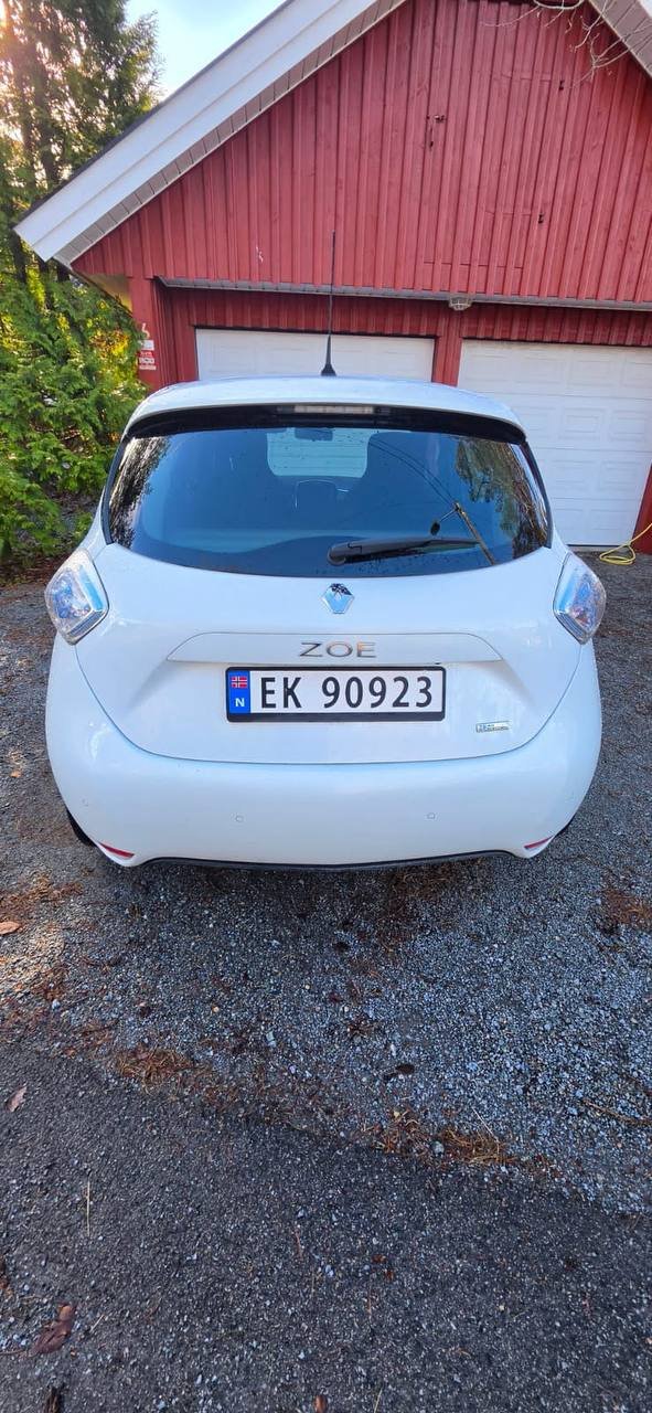 Фото - Renault ZOE #2