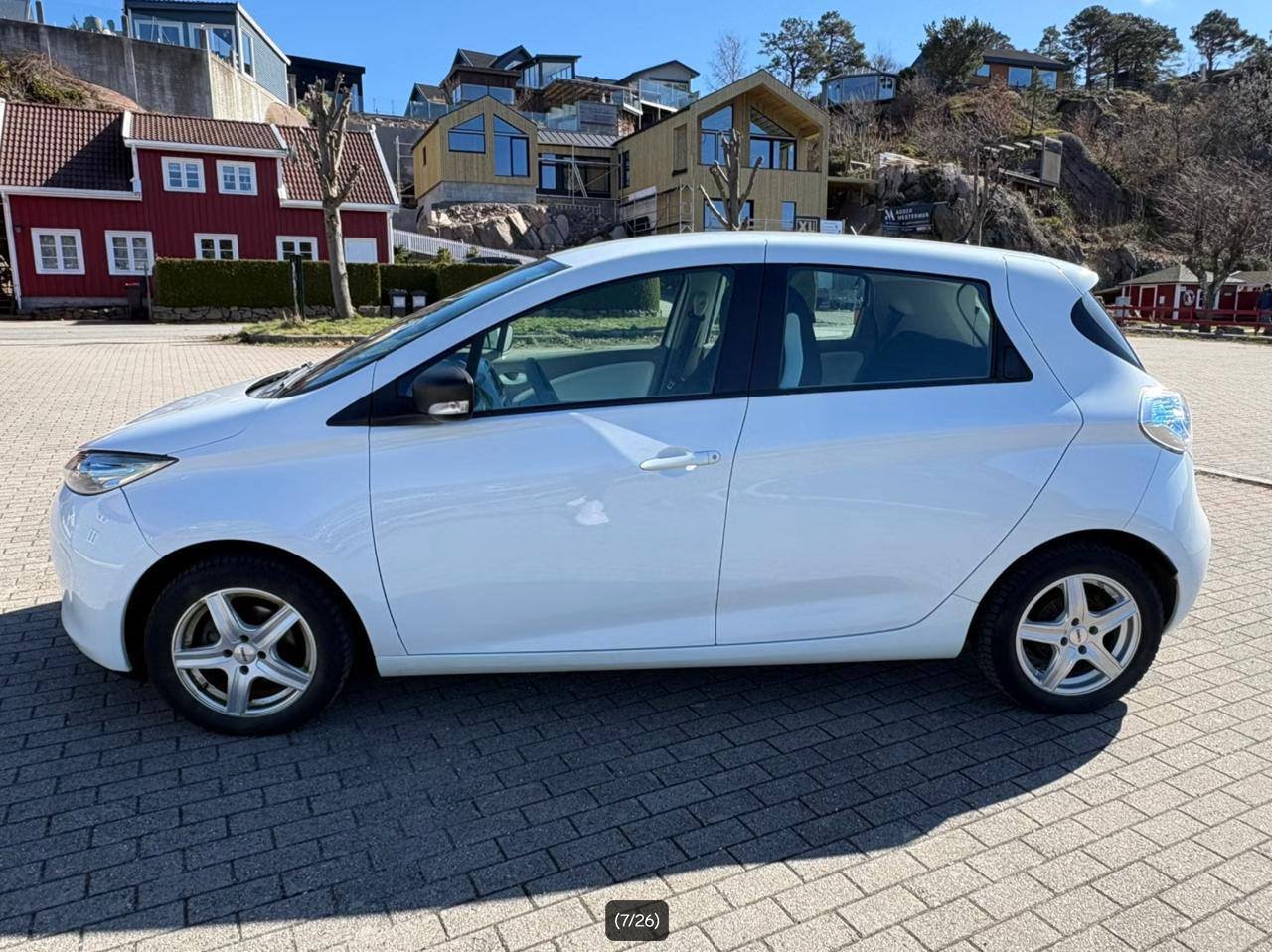 Фото - Renault ZOE #2