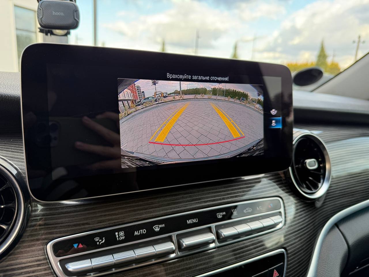 Фото - Mercedes-Benz EQV #14