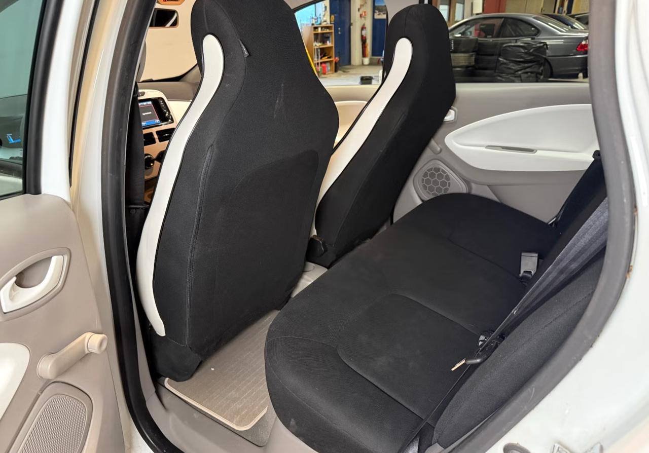 Фото - Renault ZOE #8