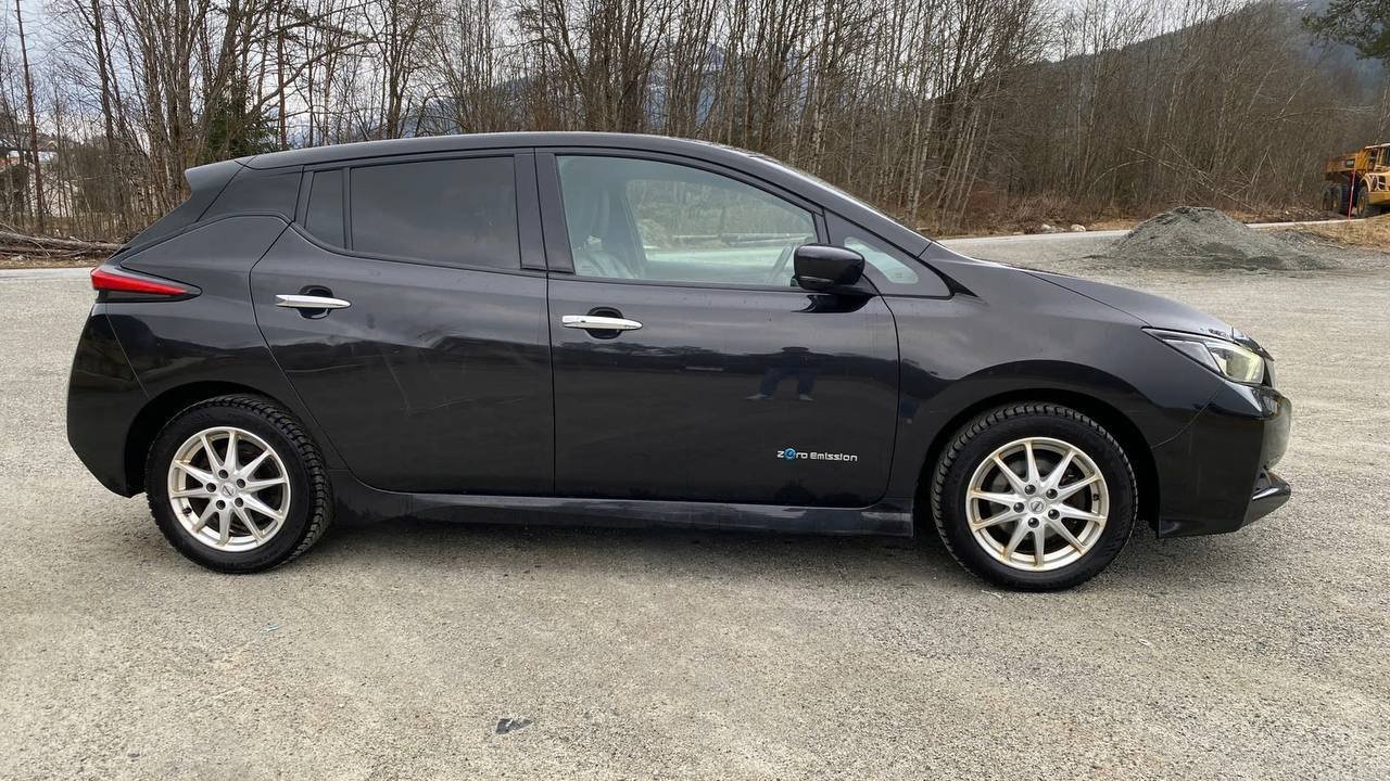 Фото - Nissan Leaf #5