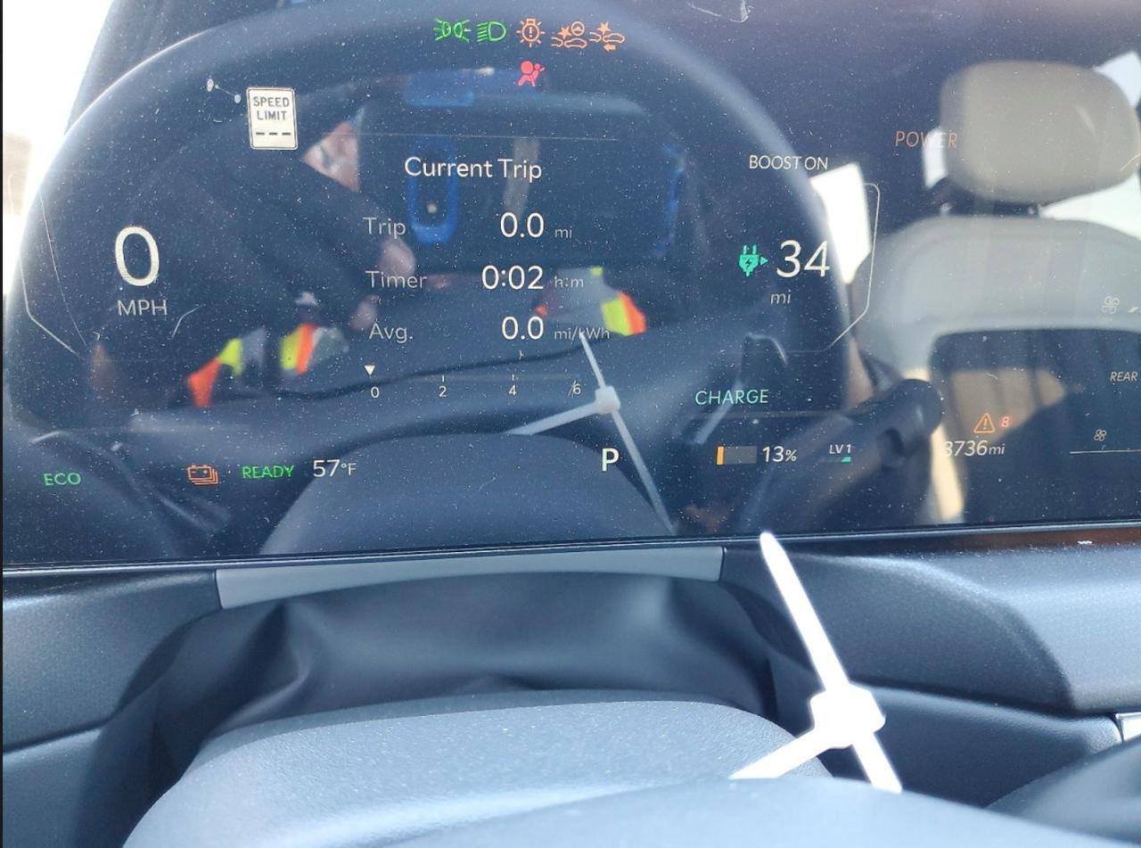 Фото - Kia EV9 #7