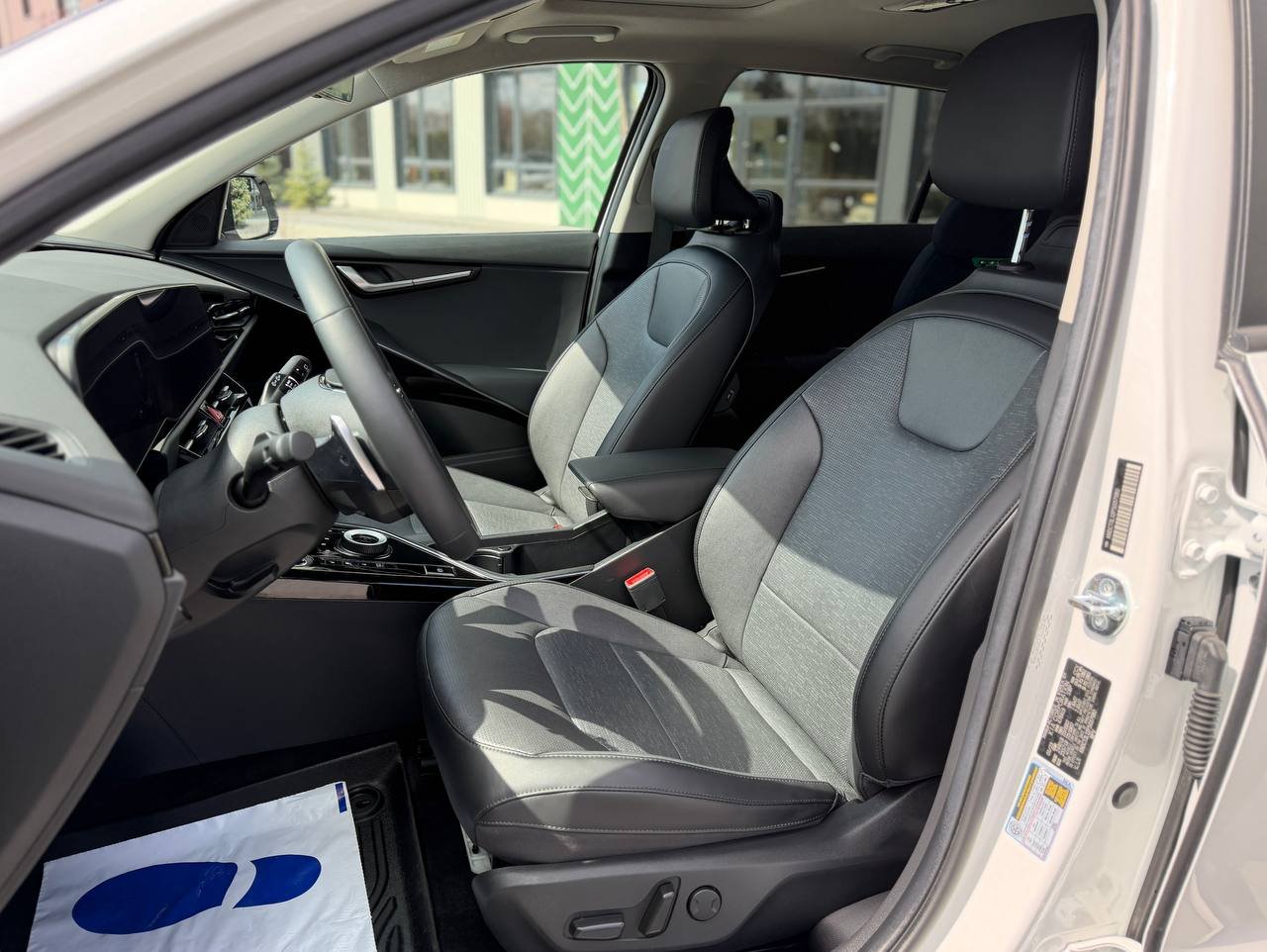 Фото - Kia Niro #10