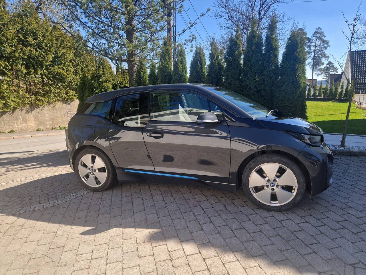 Фото - BMW I3 #2