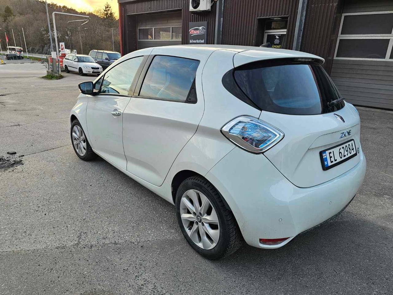 Фото - Renault ZOE #2