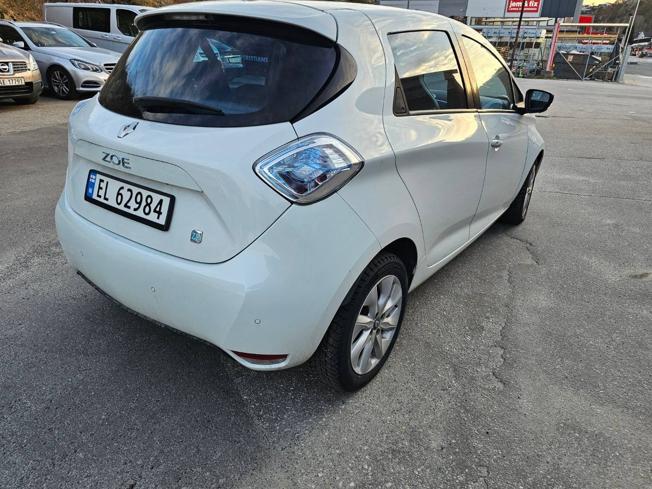 Фото - Renault ZOE #3