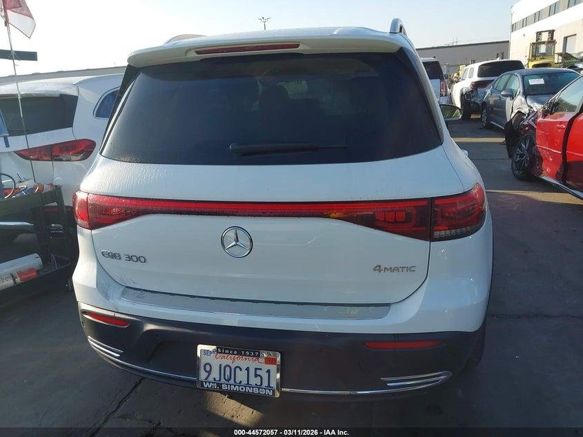 Фото - Mercedes-Benz EQB #6