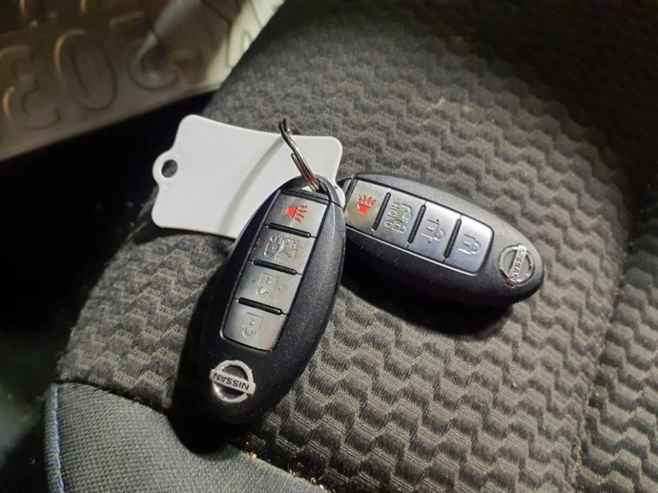 Фото - Nissan Leaf #9