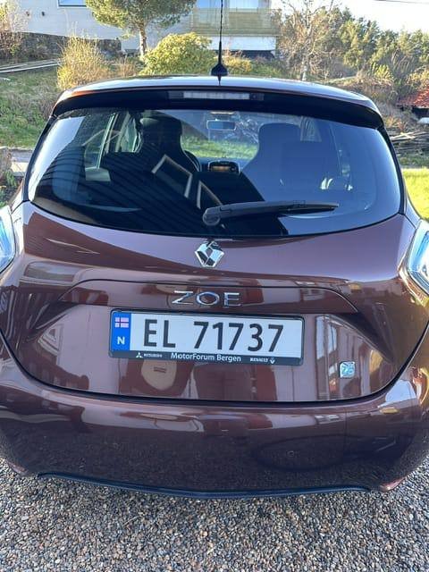 Фото - Renault ZOE #4