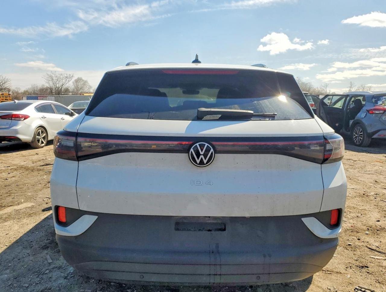 Фото - Volkswagen Id4 #5