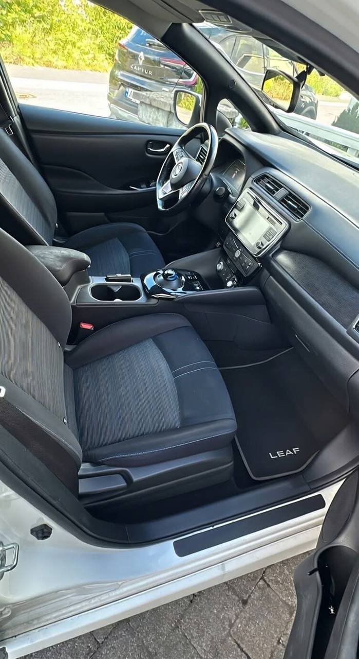 Фото - Nissan Leaf #4