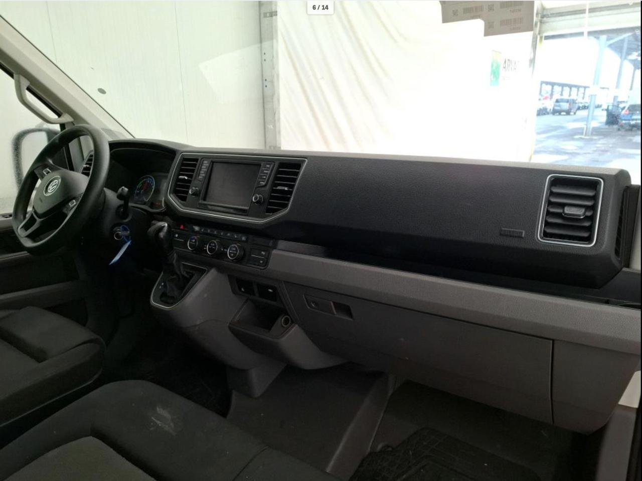 Фото - Volkswagen Crafter #10