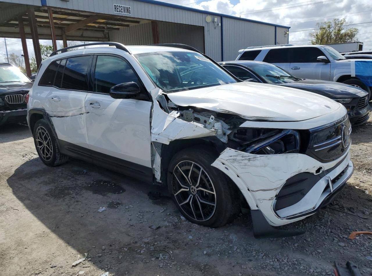 Фото - Mercedes-Benz EQB #3