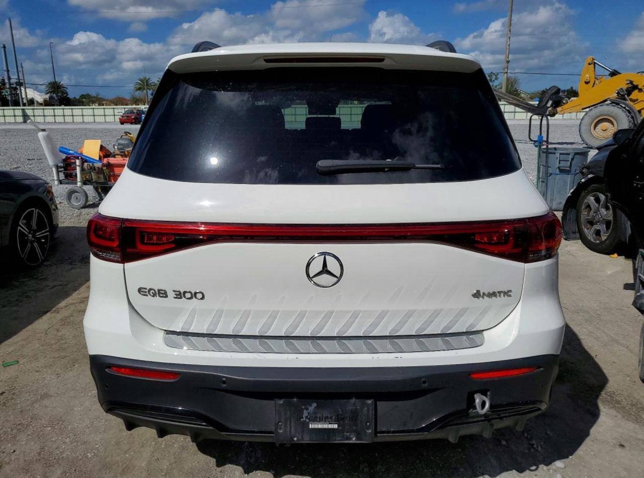 Фото - Mercedes-Benz EQB #5