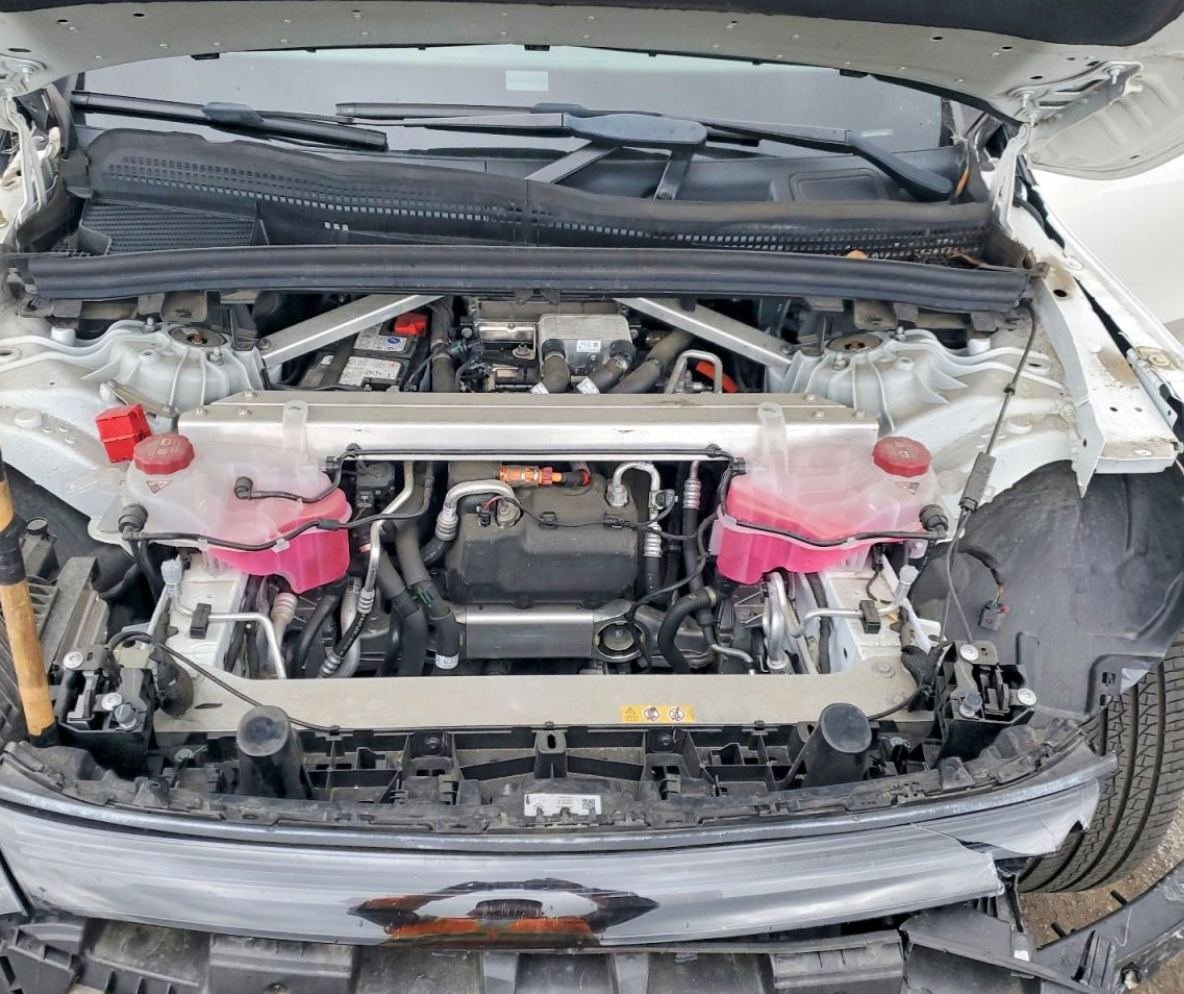 Фото - Mercedes-Benz EQE SUV #10