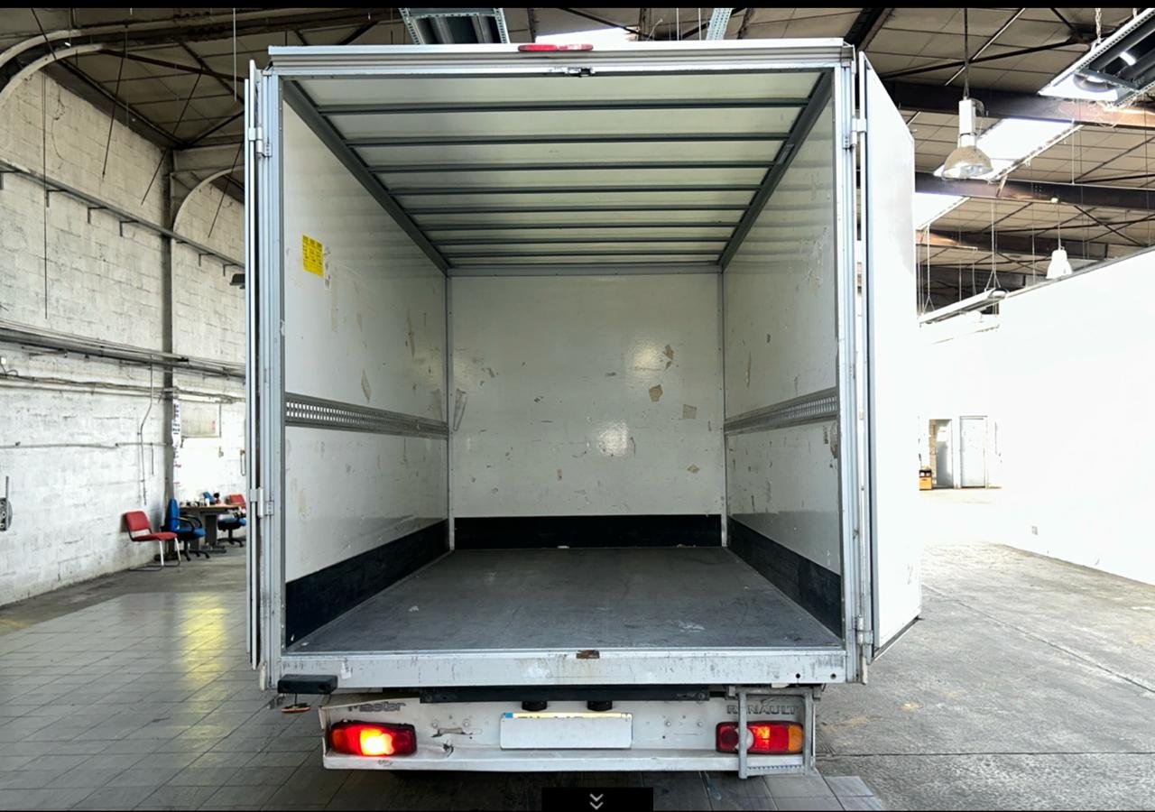 Фото - Renault Master #6