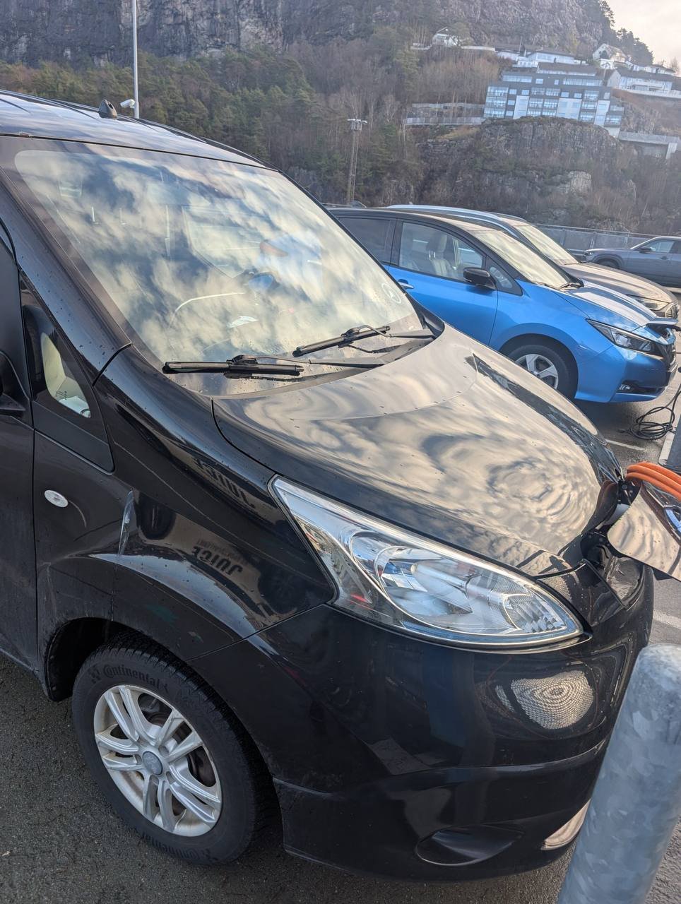 Фото - Nissan NV200 #2